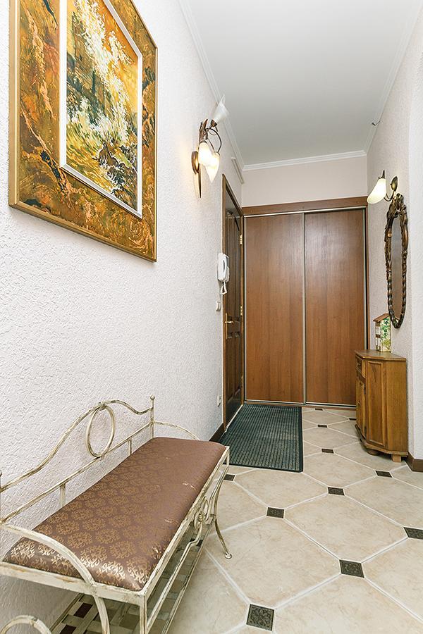 Amazing Two Beds In The Klovskiy Spusk Kyiv Exterior foto